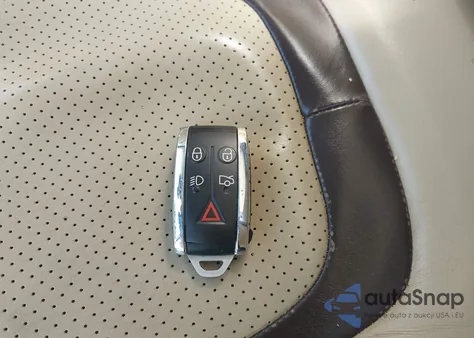 2012 Jaguar Xf Portfolio z USA, uszkodzony, nr VIN SAJWA0HB1CLS49179